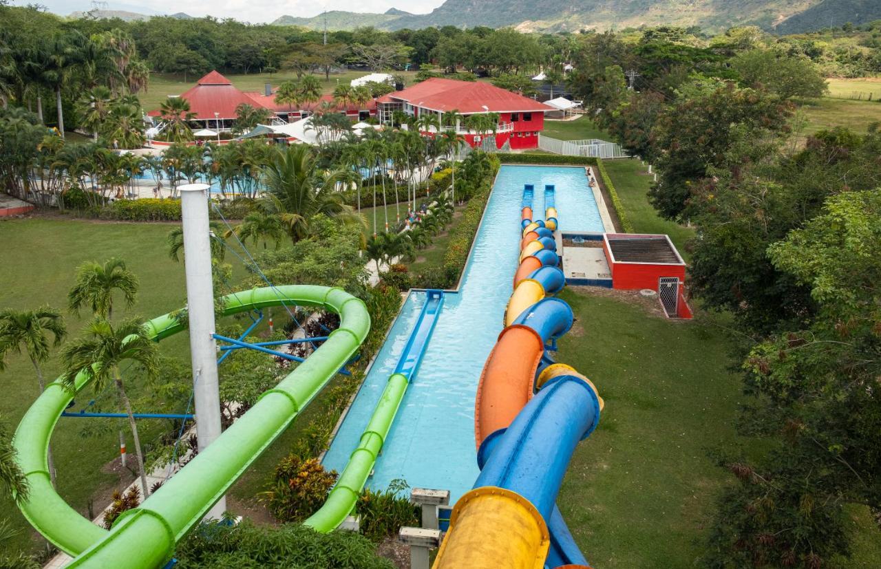 Playa Hawai Ibague Hotel Buitenkant foto